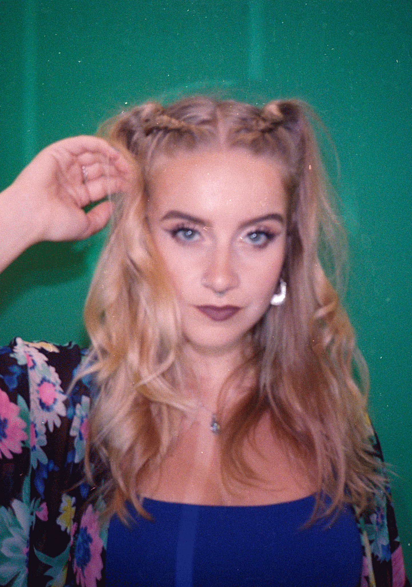 Photoshoot with musician Rhiannon Paige. Social media assets. This was created from stitching together 35mm film stills and converting the image into a gif using PS.